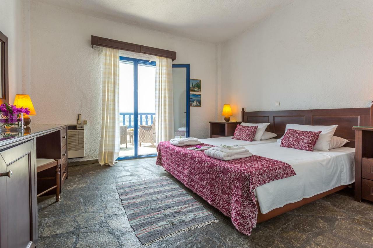 Agionissi Resort