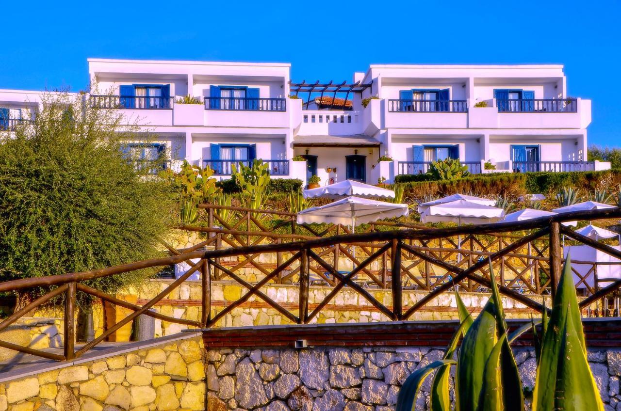 Agionissi 4*